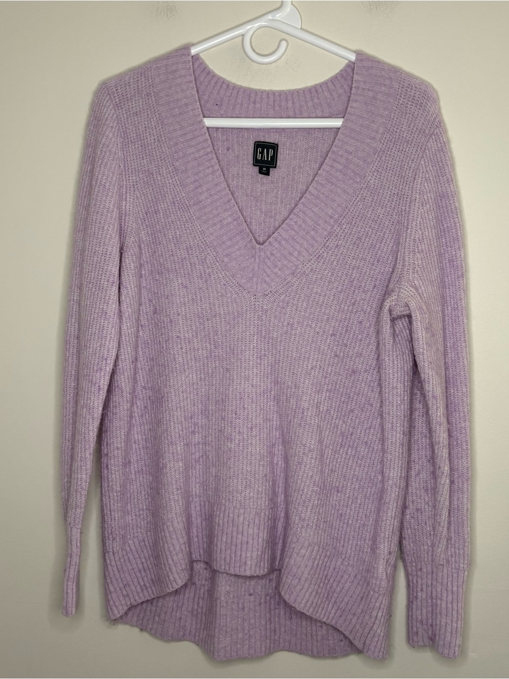 Gap Womens Medium Lilac Purple Ribbed V-Neck Wool Alpaca Sweater Wide Cozy